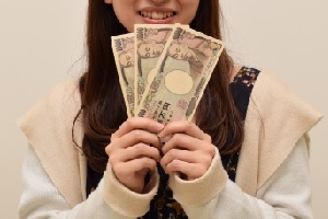 お金