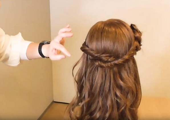 編み込みお花アレンジのやり方⑨