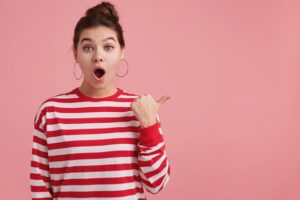 バレたくない方必見！スナックで副業する際の注意点